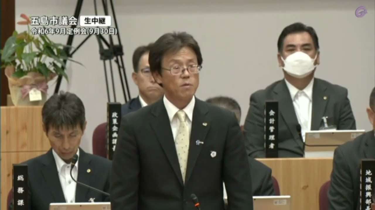すっとぼけた面構え